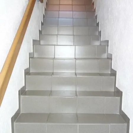 - Kern Apartament Bochingen